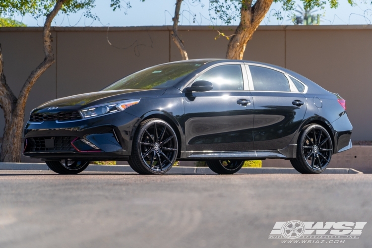 2024 Kia Forte with 20" Lexani CSS-15 in Gloss Black wheels