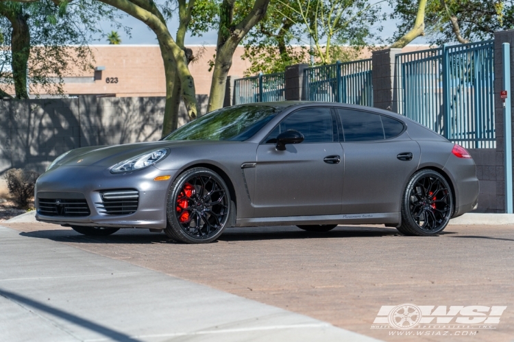 2014 Porsche Panamera with 22" Gianelle Monte Carlo in Gloss Black wheels