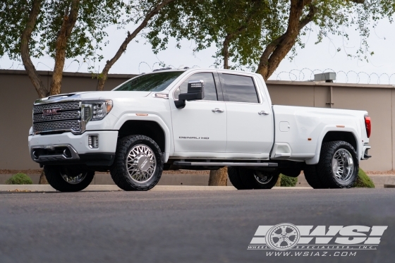 2020 GMC Sierra Dually with 22" DDC The Mesh in Polished wheels