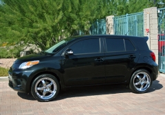 Scion xD