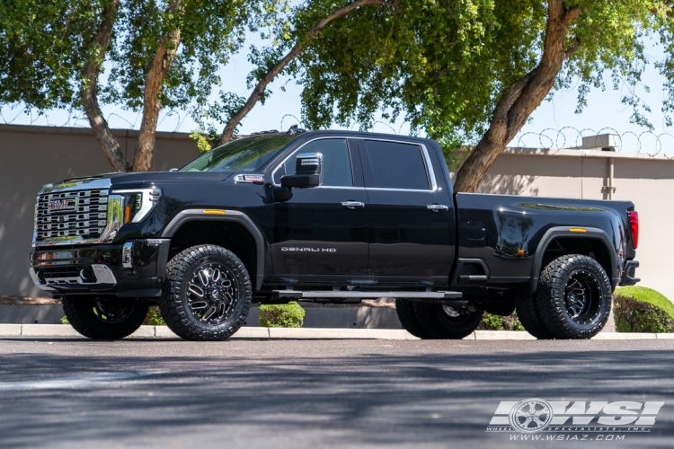 2024 GMC Sierra Dually with 20" Fuel Triton D581 in Gloss Black (Milled Accents) wheels