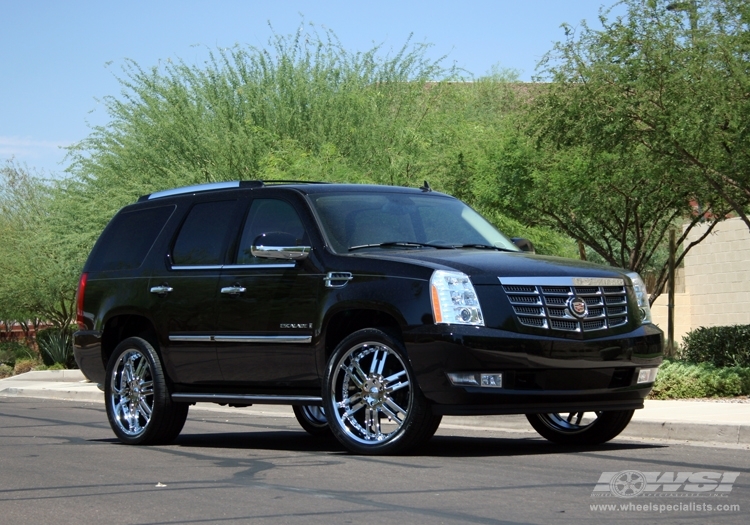 2007 Cadillac Escalade with 24" Giovanna Caracas in Chrome wheels