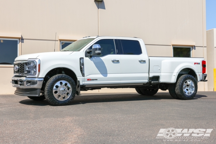 2024 Ford F-350 with 20" Ion Alloy 167 (Rear) in Polished wheels