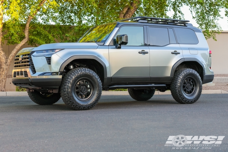2024 Lexus GX with 17" Method Race Wheels MR316 in Matte Black wheels
