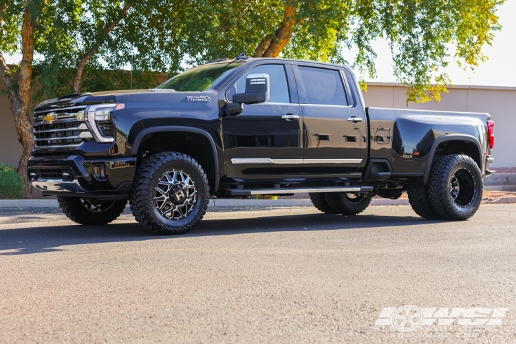 2025 Chevrolet Silverado 3500HD with 20" Hostile Off Road H402 Diablo-F in Gloss Black Milled (Blade Cut) wheels