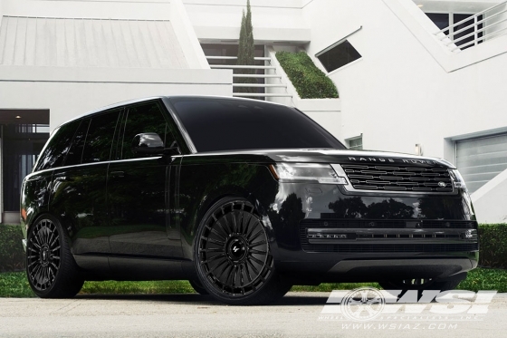 2025 Land Rover Range Rover with 24" Lexani Forged LM04 in Gloss Black wheels