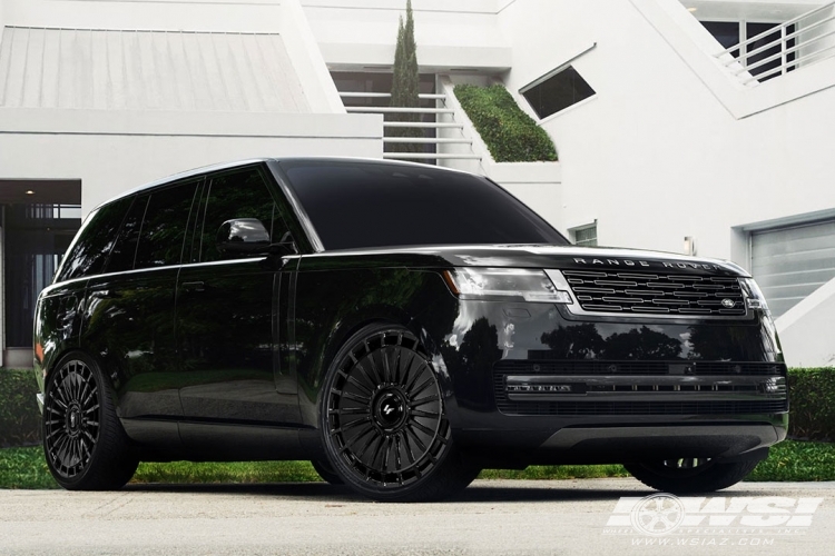 2025 Land Rover Range Rover with 24" Lexani Forged LM04 in Gloss Black wheels