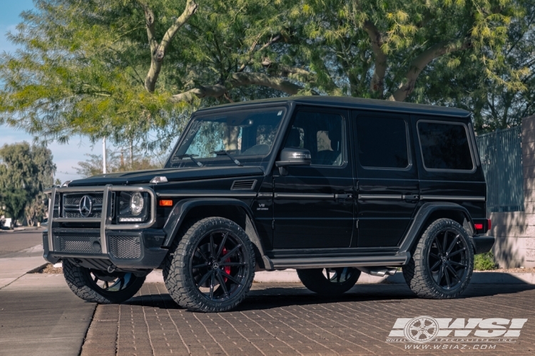 2017 Mercedes-Benz G-Class with 22" Vossen HFX-2 in Gloss Black wheels
