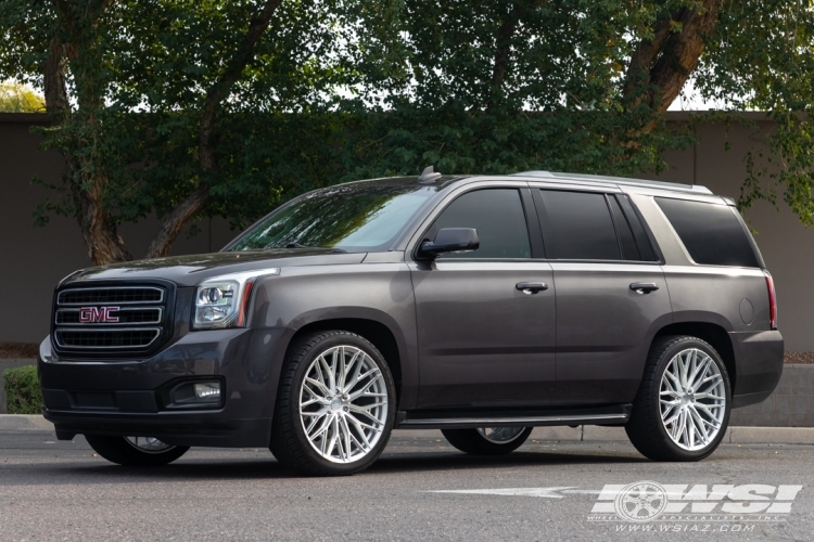 2017 GMC Yukon with 24" Vossen HFX-6 in Silver Polished wheels