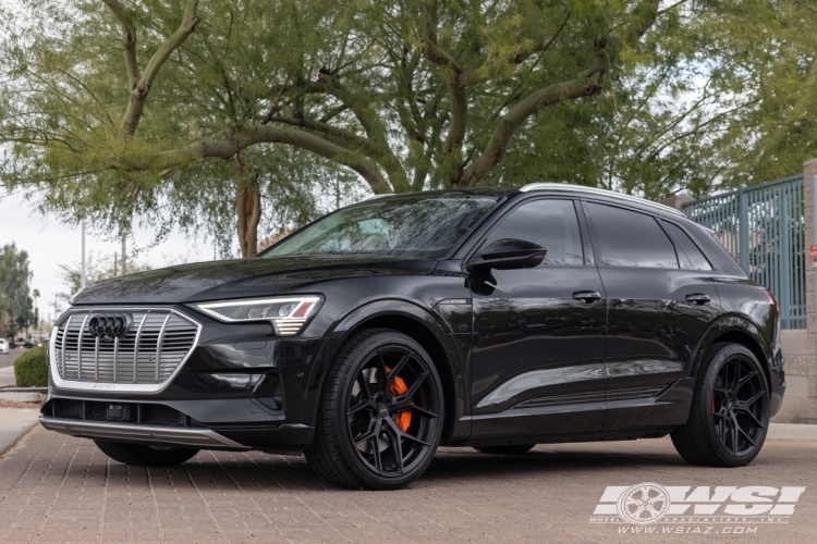 2019 Audi E-Tron Quattro with 22" Vossen HF-5 in Custom wheels