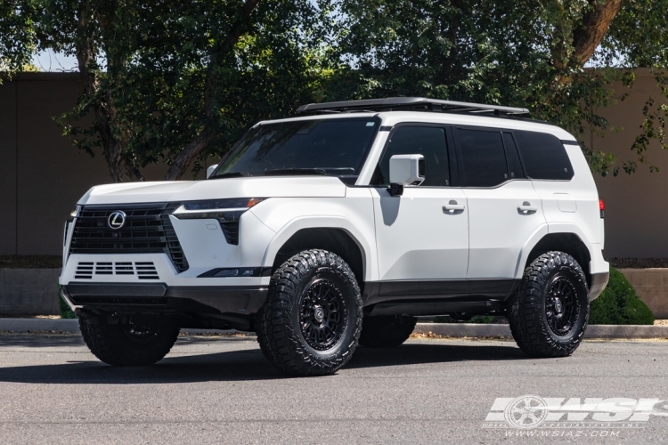 2026 Lexus GX with 17" Fuel Cycle D832 in Black wheels