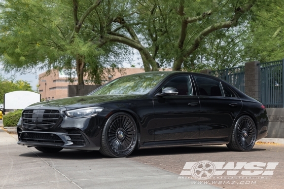 2026 Mercedes-Benz S-Class with 22" Giovanna Kapletta in Gloss Black wheels
