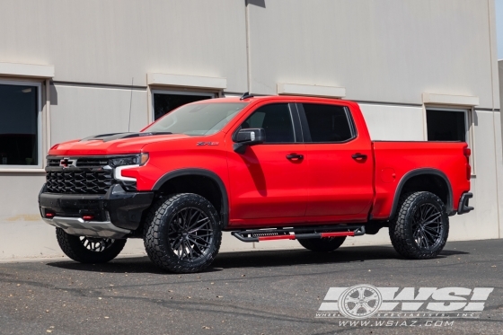 2025 Chevrolet Silverado 1500 with 22" Vossen HFX-6 in Gloss Black wheels