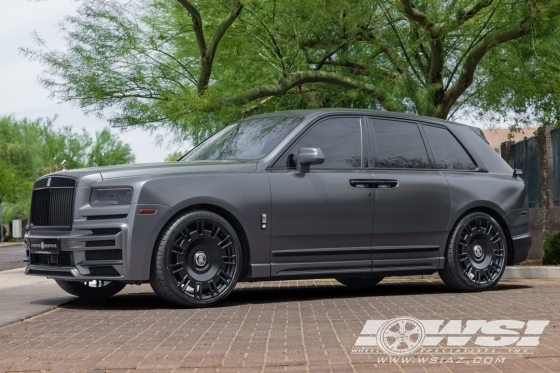 2019 Rolls-Royce Cullinan with 24" Avant Garde AGL60 in Custom wheels