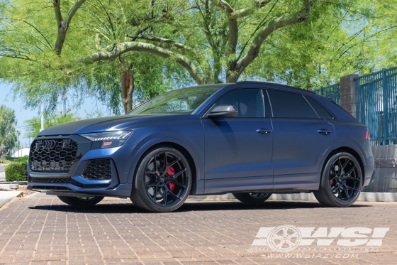 2023 Audi RS Q8 with 23" Vossen HF-5 in Gloss Black wheels