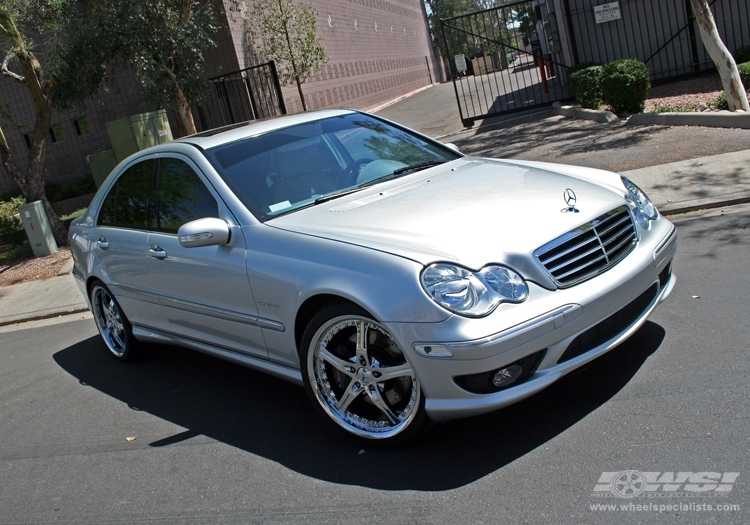 2006 Mercedes-Benz C-Class with 20" Gianelle Spezia-5 in Chrome wheels