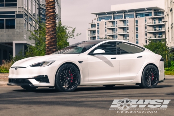2026 Tesla Model S with 21" Vossen Forged VPS-4 in Custom wheels