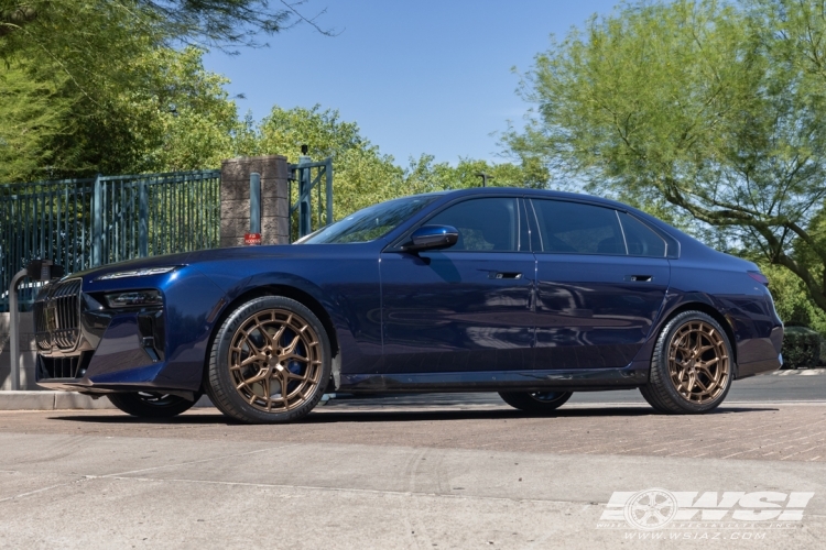 2024 BMW 7-Series with 21" Vossen HFX-1 in Raw (Custom Finish) wheels