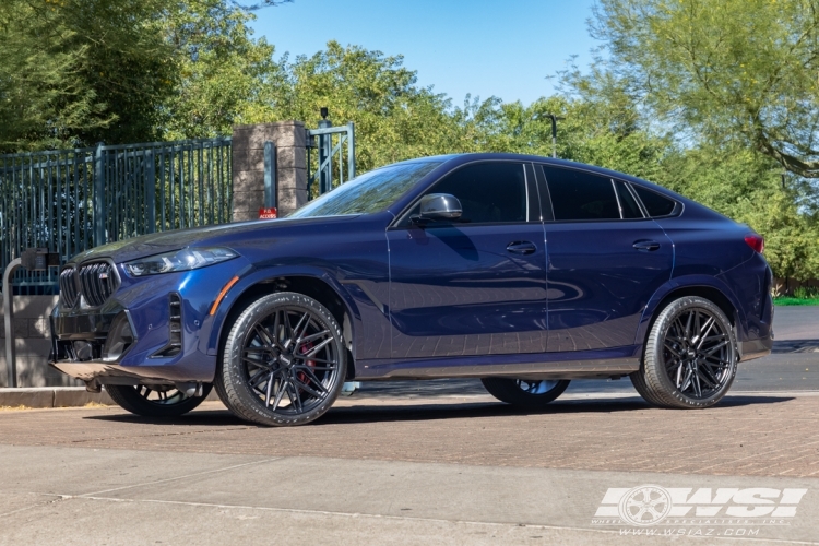2024 BMW X6 with 22" Vossen HF-7 in Gloss Black wheels