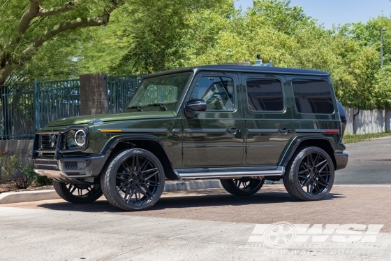 2022 Mercedes-Benz G-Class with 24" Vossen HF-7 in Gloss Black wheels