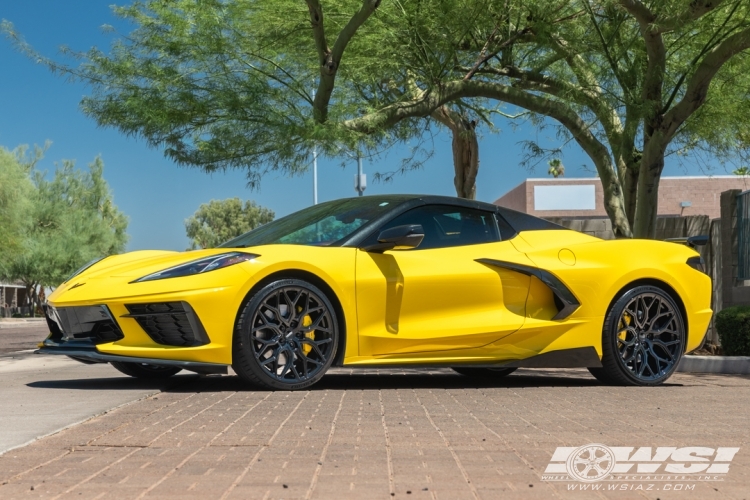 2025 Chevrolet Corvette with 21" Vossen HF-2 in Gloss Black wheels