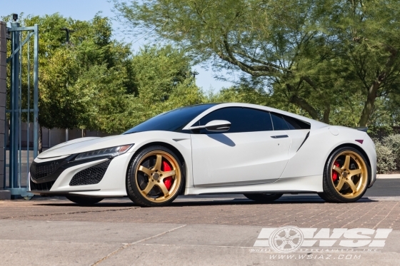 2019 Acura NSX with 21" Yokohama Advan GT in Gold (Metallic) wheels