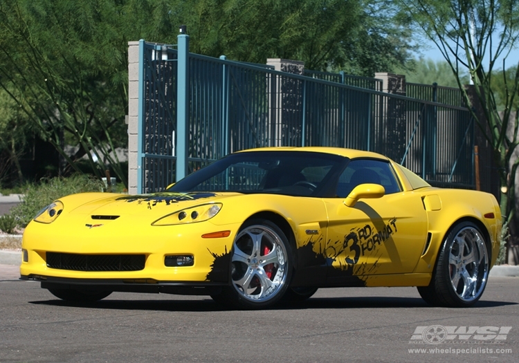 2008 Chevrolet Corvette with 20/22" GFG Forged Trento-5 in Chrome wheels