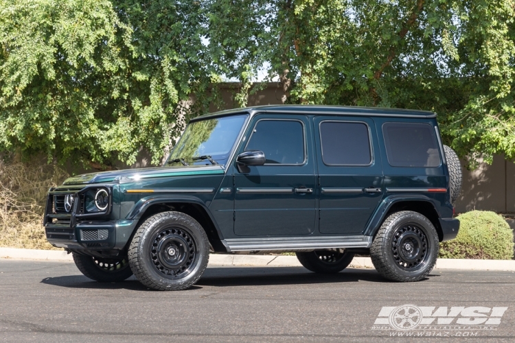 2019 Mercedes-Benz G-Class with 20" Rotiform STL in Gloss Black wheels