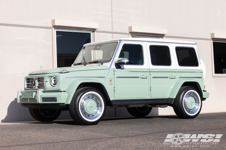 2026 Mercedes-Benz G-Class with 20" Carlex Vintage in Custom wheels