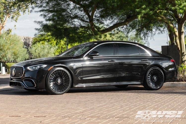 2026 Mercedes-Benz S-Class with 22" Giovanna Kapletta in Gloss Black wheels