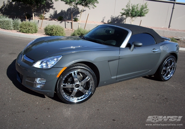 2008 Saturn Sky with 20" Gianelle Qatar in Chrome wheels