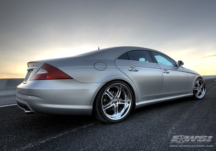 2007 Mercedes-Benz CLS-Class with 20" Vossen VVS-075 in Silver (DISCONTINUED) wheels