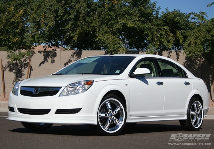 2008 Saturn Aura with 20" Giovanna Lisbon in Chrome wheels