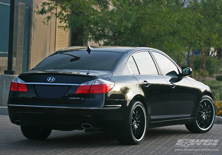 2009 Hyundai Genesis with 20" Enkei LF-10 in Gloss Black (Luxury Sport) wheels