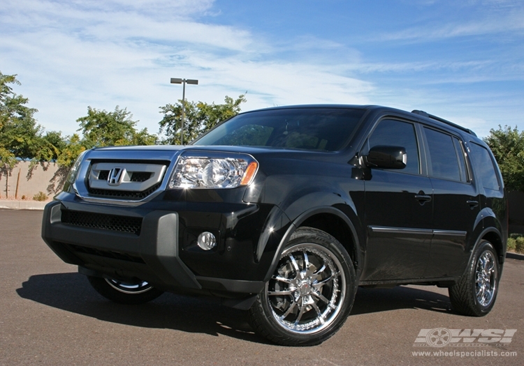 2008 Honda Pilot with 20" MKW M73 in Chrome wheels