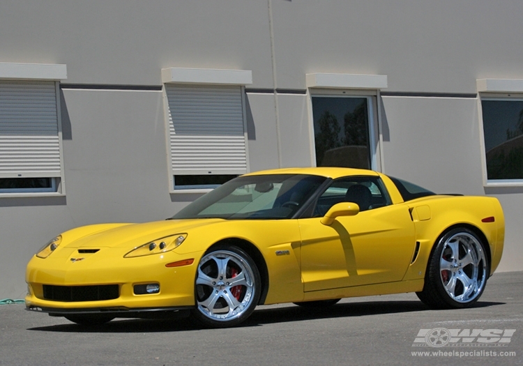 2008 Chevrolet Corvette with 20/22" GFG Forged Trento-5 in Chrome wheels