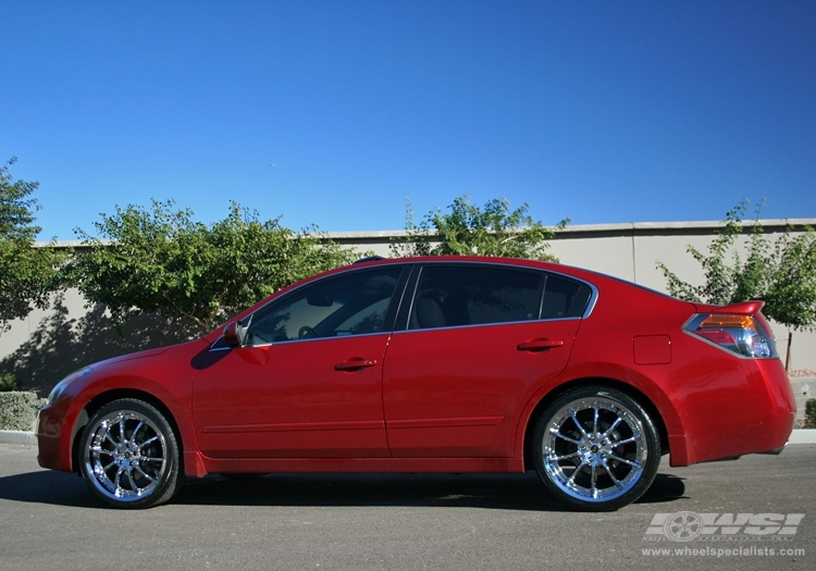 2009 Nissan Altima with 20" Enkei LF-10 in Chrome (Luxury Sport) wheels