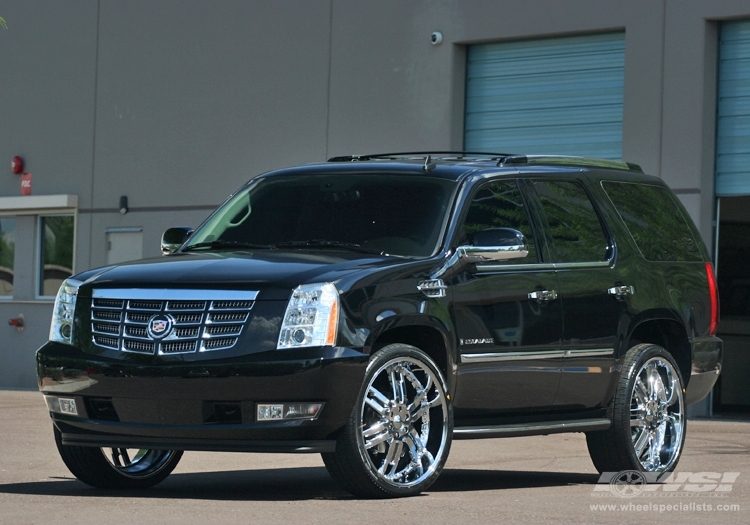 2009 Cadillac Escalade with 26" Giovanna Caracas in Chrome wheels