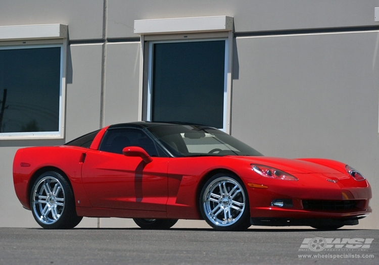 2009 Chevrolet Corvette with 20" Vossen VVS-077 in Silver (Discontinued) wheels