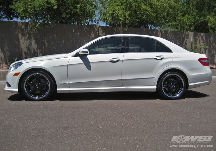 2010 Mercedes-Benz E-Class with 19" Vossen VVS-075 in Gloss Black (Stainless Lip) wheels