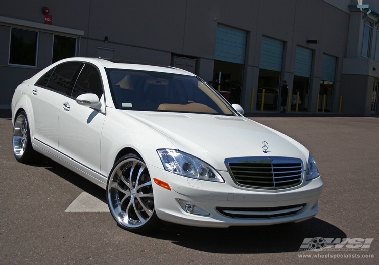2008 Mercedes-Benz S-Class with 22" Axis EXE Convex in Machined wheels