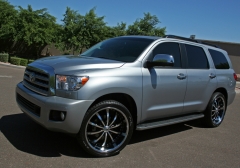 Toyota Sequoia