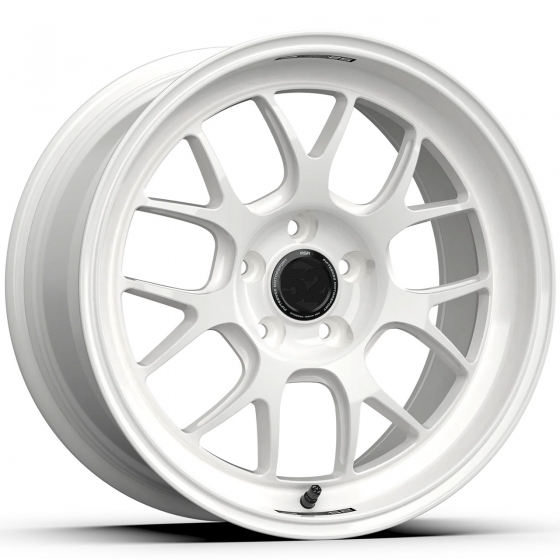 fifteen52 Vertex RSR in Gloss White