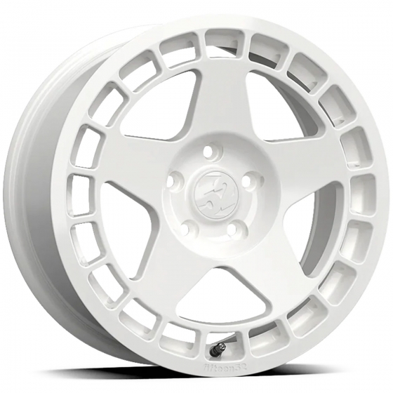 fifteen52 Turbomac in White